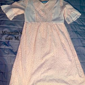 Eyelet embroidery woman’s summer dress